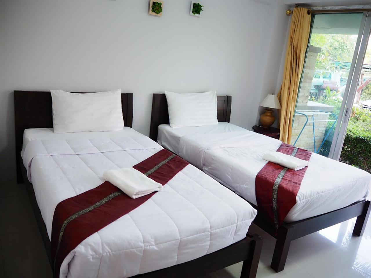 Hotel Banana Park Nakhonratchasima Exterior foto