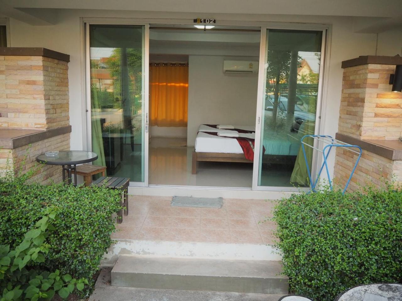 Hotel Banana Park Nakhonratchasima Exterior foto