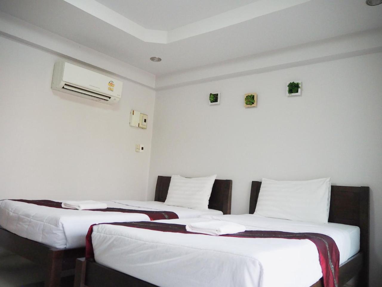 Hotel Banana Park Nakhonratchasima Exterior foto